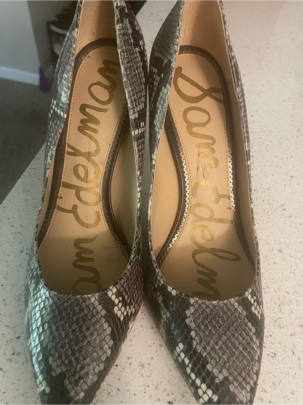 Sam Edelman Gray Snake-Print Pointed Pumps